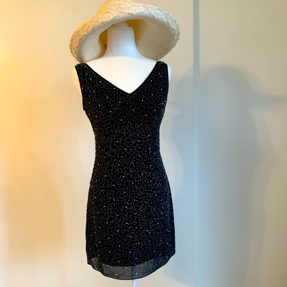 Hugo Buscati New Hand beaded with pearls and Cristal Elegant Cocktail, dress - Picture 4 of 11